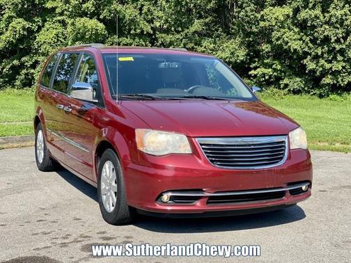 2012 Chrysler Town & Country Touring-L