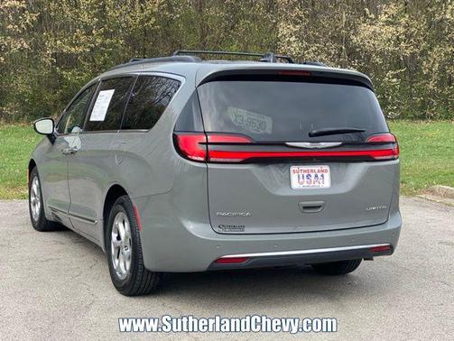 2023 Chrysler Pacifica Limited