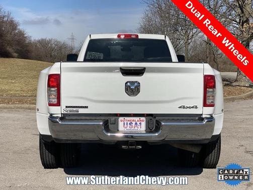 2024 RAM 3500 Big Horn Crew Cab 4x4 8' Box