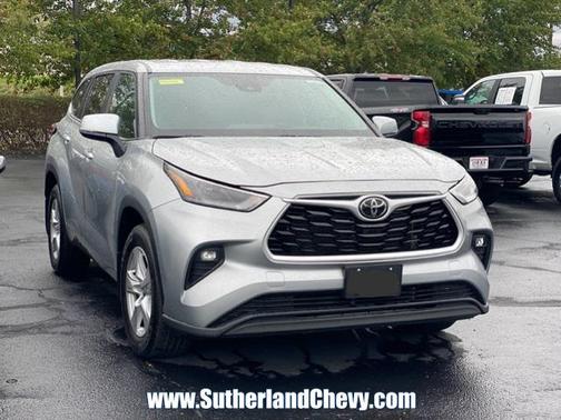 2024 Toyota Highlander LE