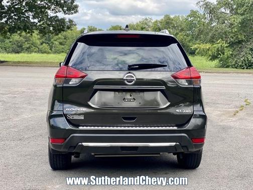 2017 Nissan Rogue SL