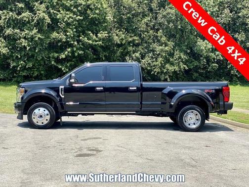 2022 Ford F-450 Limited