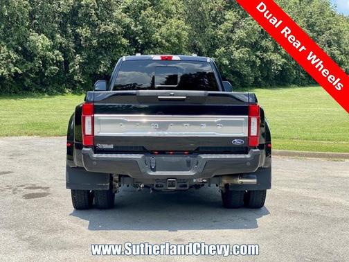 2022 Ford F-450 Limited