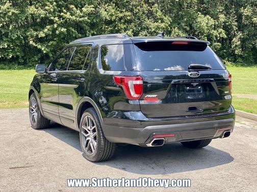 2017 Ford Explorer sport