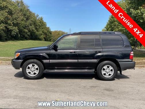 2004 Toyota Land Cruiser Base