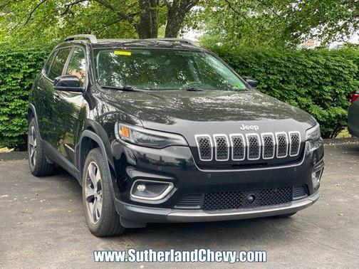 Diamond Black Crystal Pearlcoat 2019 Jeep Cherokee Limited