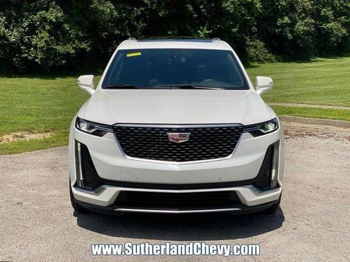 Crystal White Tricoat 2024 Cadillac XT6 Luxury FWD
