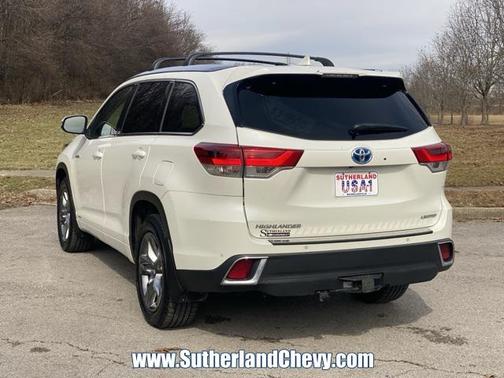 2019 Toyota Highlander Hybrid Platinum
