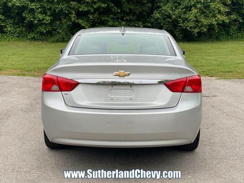 Silver Ice Metallic 2019 Chevrolet Impala 1LS