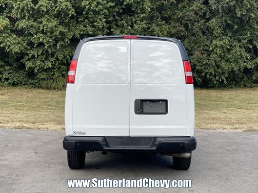 2020 Chevrolet Express 2500 RWD 2500 Regular Wheelbase WT