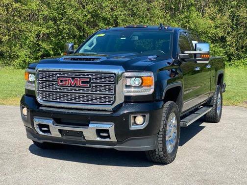 Onyx Black 2018 GMC Sierra 2500 Denali