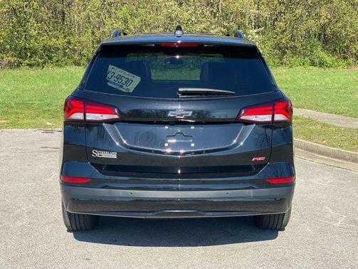 Mosaic Black Metallic 2024 Chevrolet Equinox FWD RS