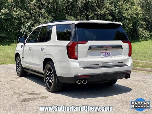 2023 GMC Yukon 4WD AT4
