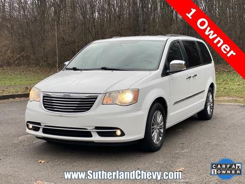 2014 Chrysler Town & Country Touring-L