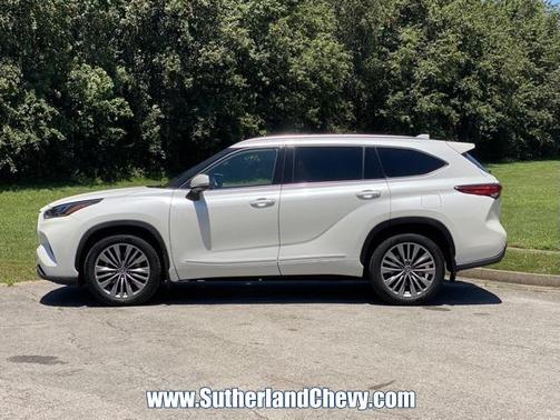 2021 Toyota Highlander Platinum