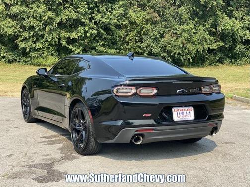 2022 Chevrolet Camaro RWD Coupe LT1