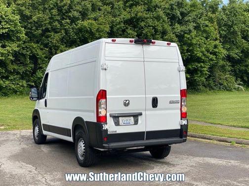 Bright White Clearcoat 2025 RAM ProMaster 2500 Tradesman