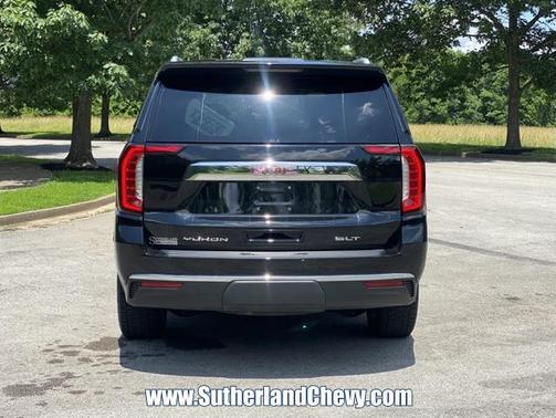 2023 GMC Yukon SLT