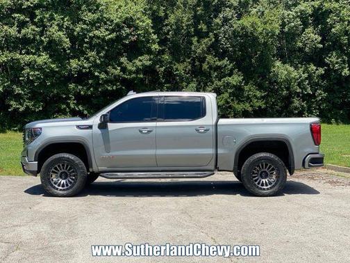Sterling Metallic 2023 GMC Sierra 1500 AT4
