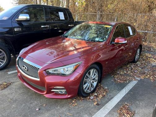2015 INFINITI Q50 Premium