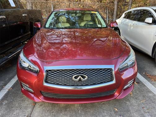 2015 INFINITI Q50 Premium
