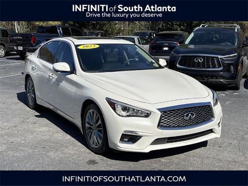 2023 INFINITI Q50 LUXE