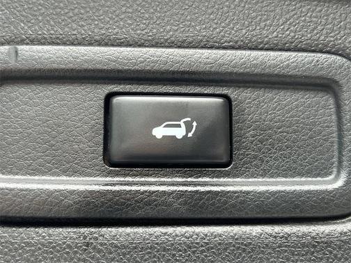 2017 INFINITI QX70 Base
