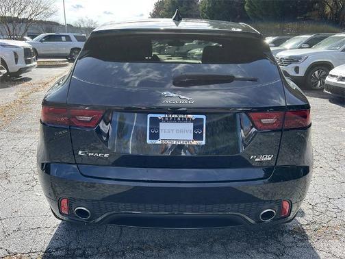 2018 Jaguar E-PACE R-Dynamic SE