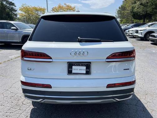 2020 Audi Q7 55 Premium Plus