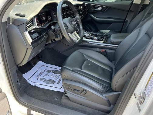 2020 Audi Q7 55 Premium Plus