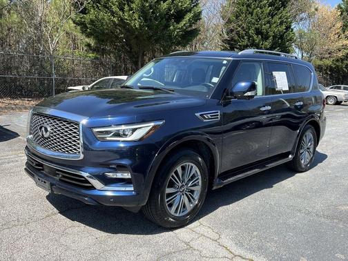 2024 INFINITI QX80 Luxe