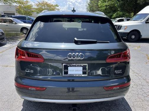2018 Audi Q5 2.0T Prestige