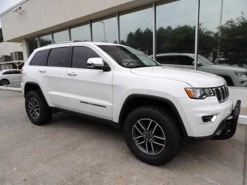 Photo 2 of 30 of 2019 Jeep Grand Cherokee Limited