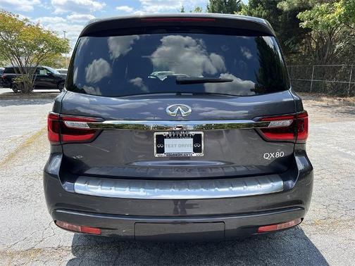 2024 INFINITI QX80 SENSORY