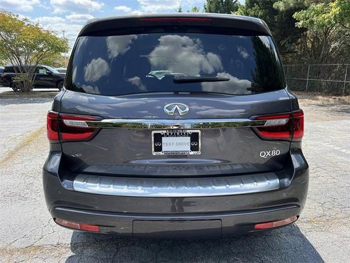 2024 INFINITI QX80 SENSORY