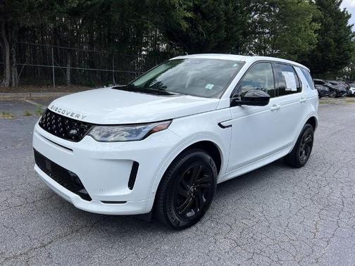 Fuji White 2024 Land Rover Discovery Sport Core S
