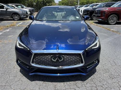 2022 INFINITI Q60 LUXE
