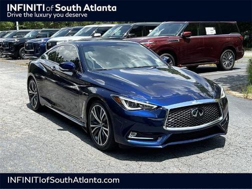 2022 INFINITI Q60 LUXE