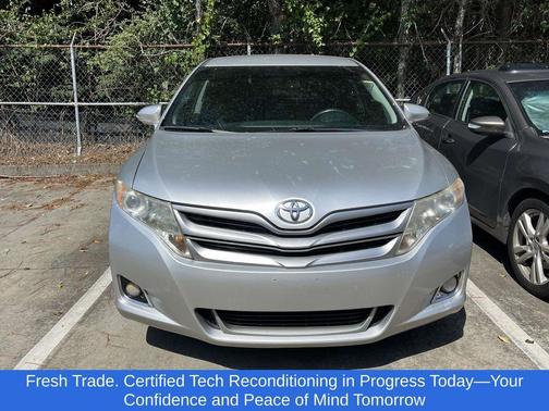 Classic Silver Metallic 2014 Toyota Venza LE