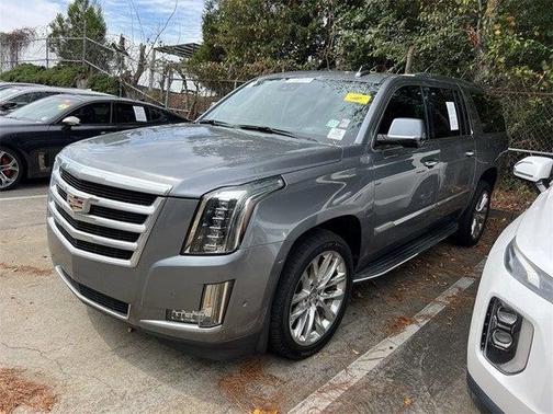 2018 Cadillac Escalade ESV Luxury
