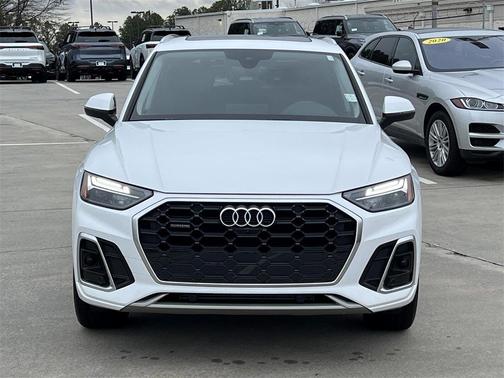 2024 Audi Q5 45 S line quattro Premium