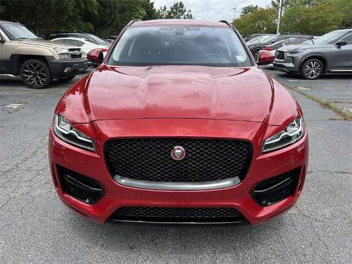 2018 Jaguar F-PACE 30t R-Sport