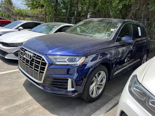 Navarra Blue Metallic 2021 Audi Q7 45 Premium Plus