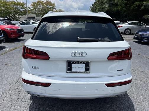 2020 Audi Q5 40 Premium Plus