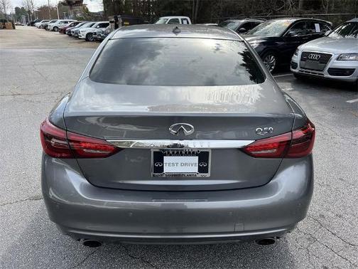 2022 INFINITI Q50 LUXE