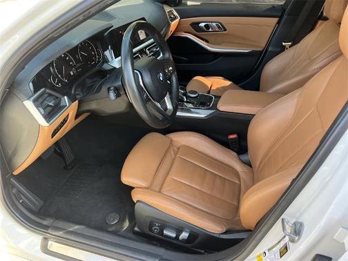2020 BMW 330 i