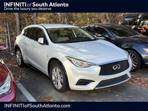 2018 INFINITI QX30 Luxury