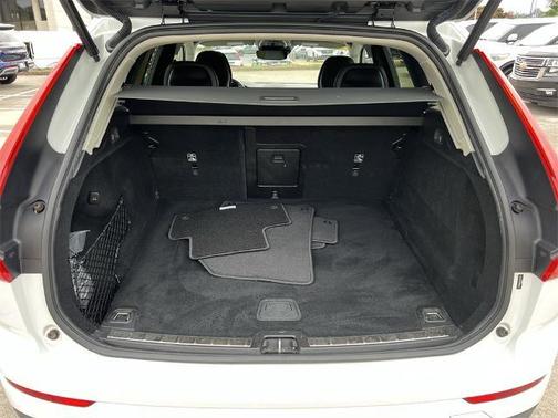 2019 Volvo XC60 T5 Momentum