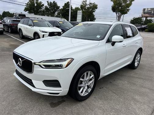 2019 Volvo XC60 T5 Momentum