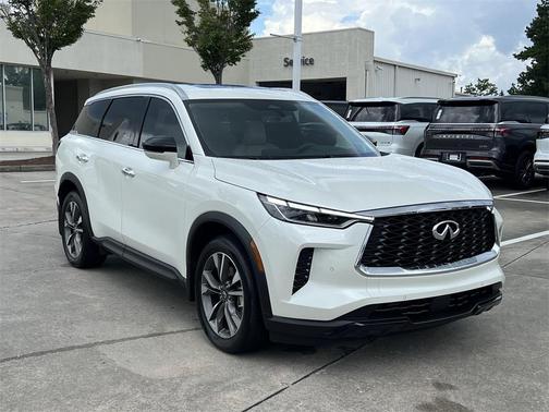 2025 INFINITI QX60 Luxe